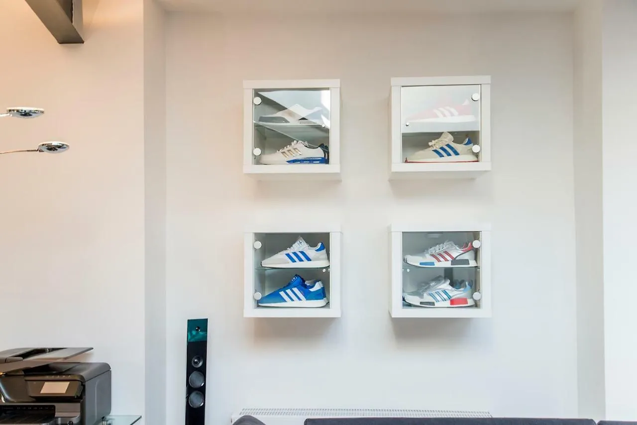 Appartamento White Lofty Und White Studio Düsseldorf
